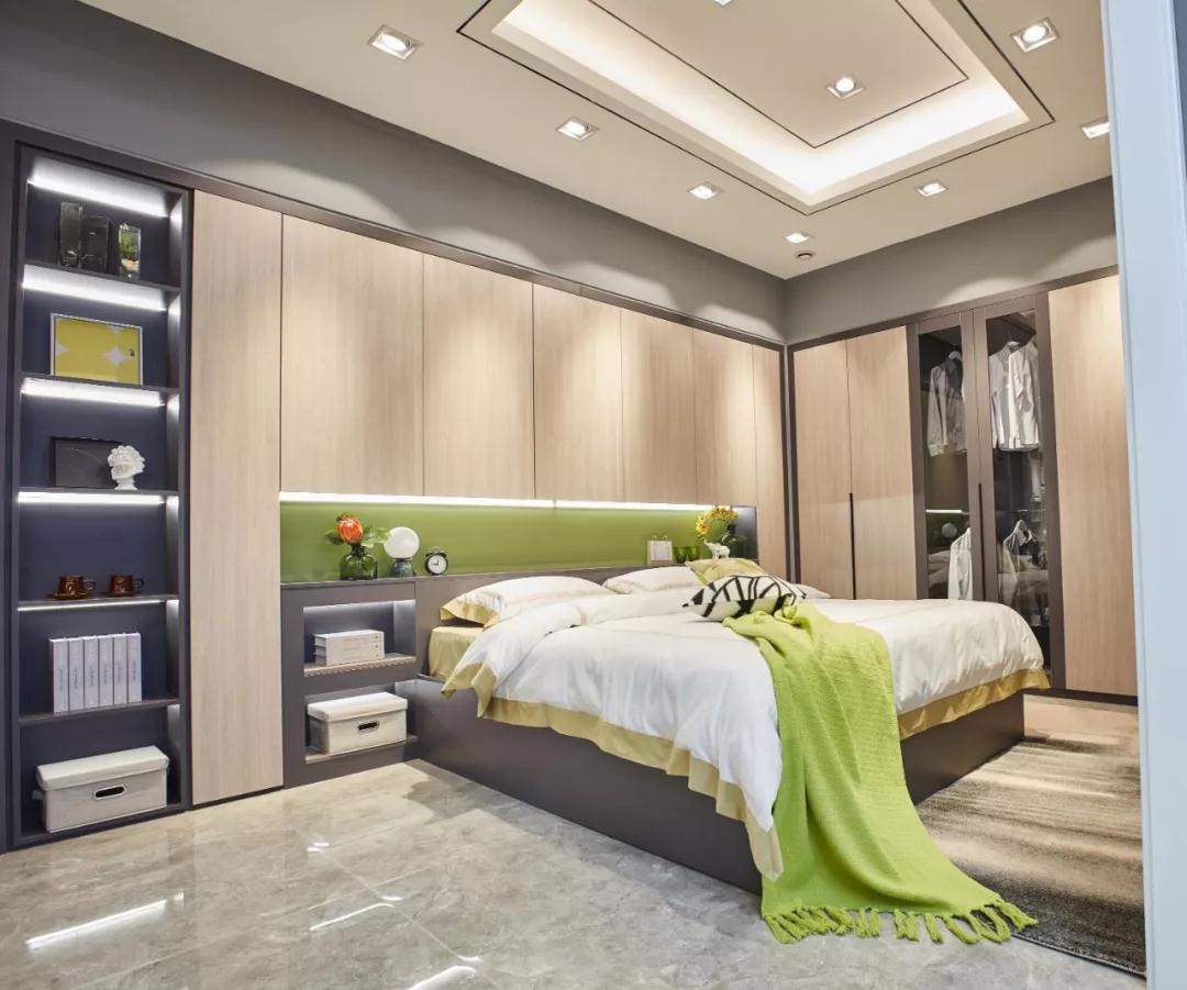 尊龙人生就是博首页定制衣柜